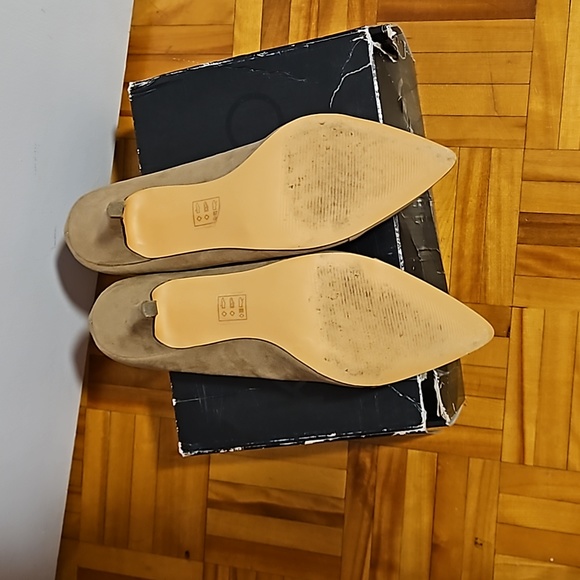 Shoes - Picture 2 of 5